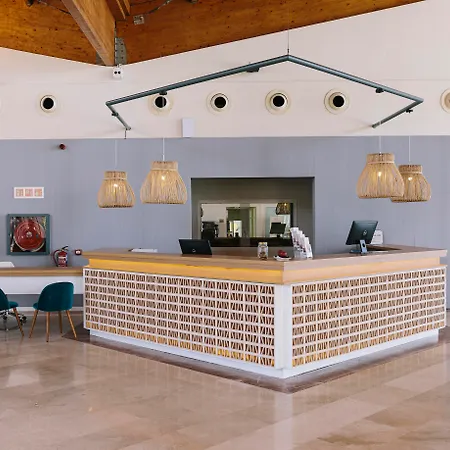 Ξενοδοχείο Alua Village Fuerteventura 4*